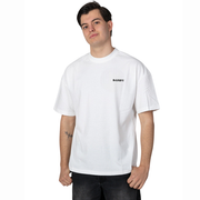 T-shirt unisex “Sober? Never Heard of Her” – Stile virale, stampa retro – Brand DANDY